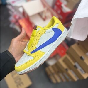 Jordan 1 low Travis Scott canary 7.5W authentic!